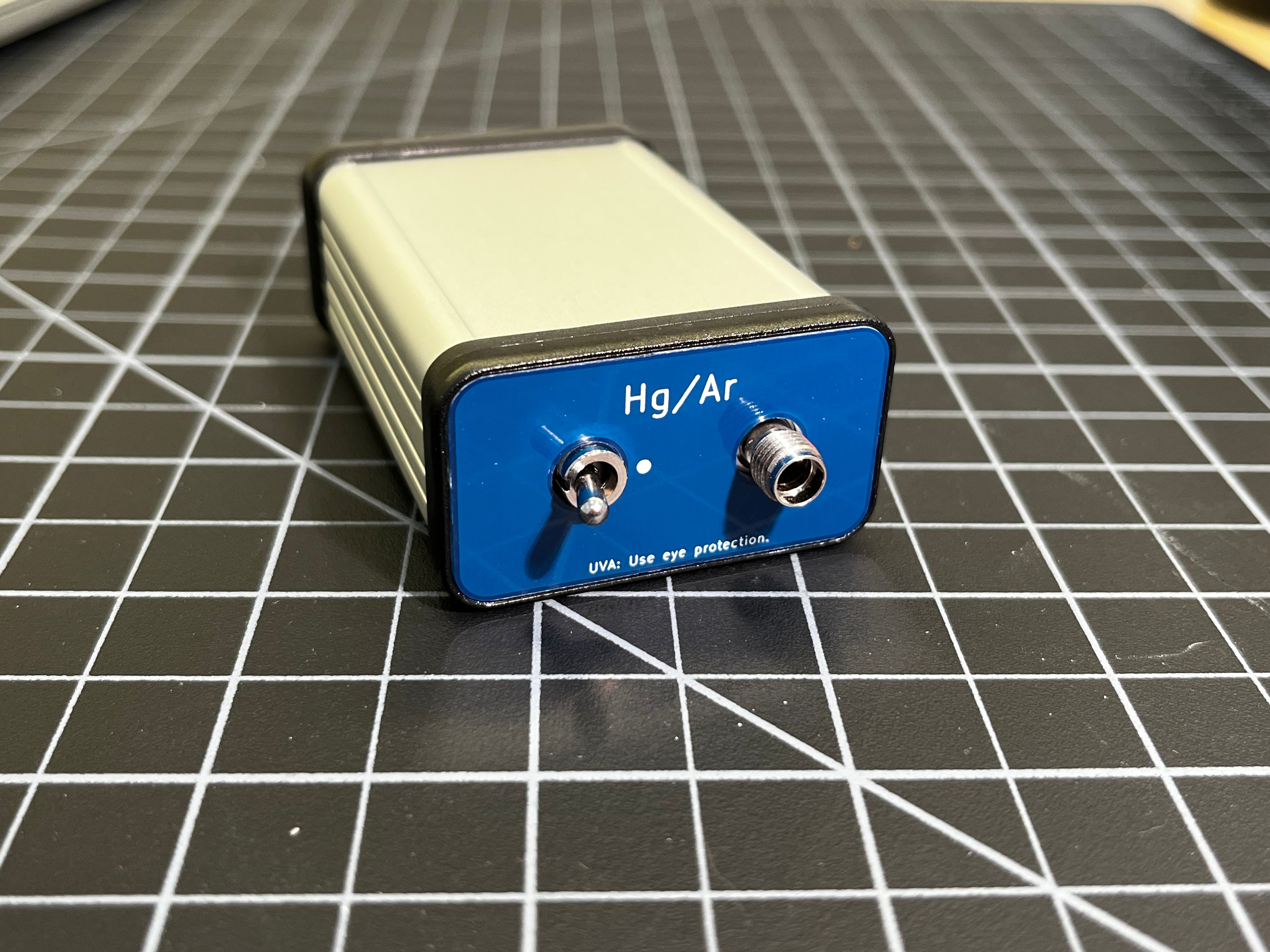 Compact Spectrometer Calibration Lamp